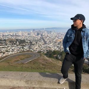 Meet your Posher, Alex